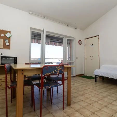 M79 - Marcelli, Trilocale Fronte Mare In Con Piscina Apartamento *