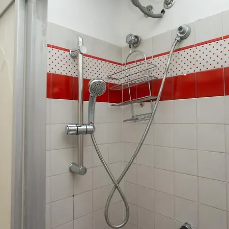 Apartamento M79 - Marcelli, Trilocale Fronte Mare In Con Piscina Marcelli