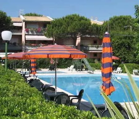 M79 - Marcelli, Trilocale Fronte Mare In Con Piscina Apartamento *